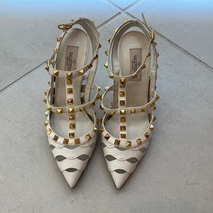 Valentino pumps